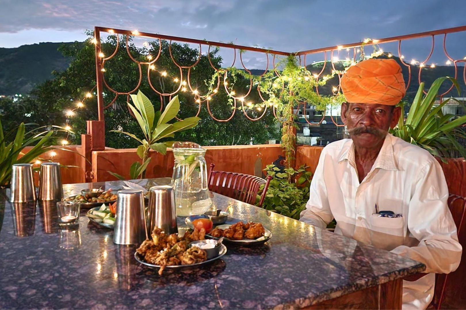 Chillout - A Boutique Hotel & Rooftop Restaurant Jaipur Exterior photo