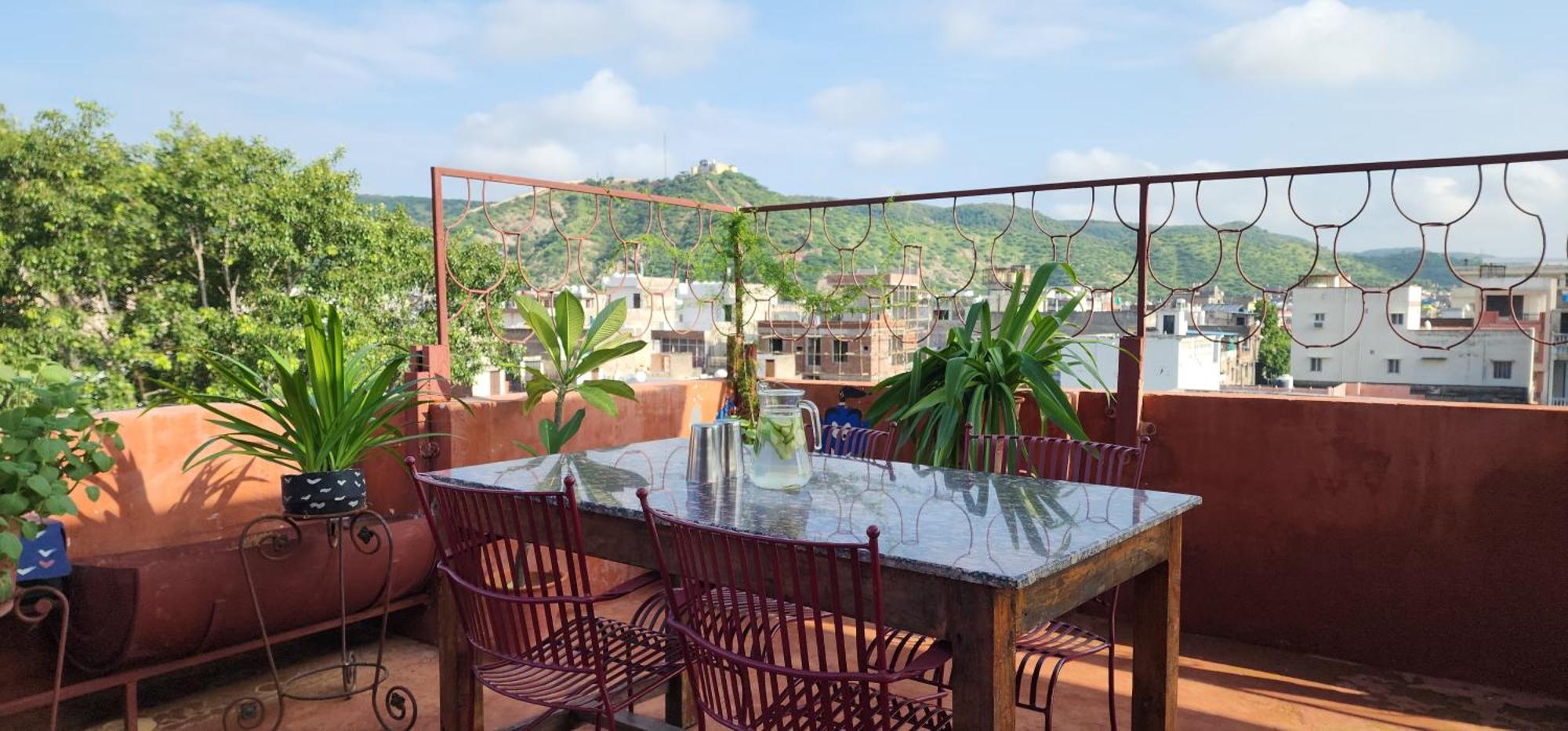 Chillout - A Boutique Hotel & Rooftop Restaurant Jaipur Exterior photo
